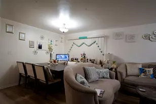 3009 Longfellow Ave, Hazel Crest, IL 60429 - Photo 2