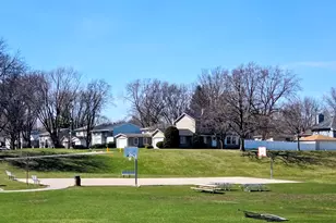 1338 S Lorraine Rd, Wheaton, IL 60189 - Photo 4