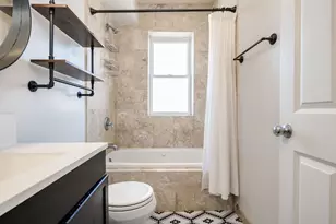 4749 W Roscoe St, Chicago, IL 60641 - Photo 14