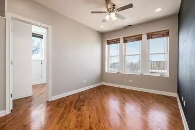 4749 W Roscoe Street #3, Chicago, IL 60641 - Photo 8