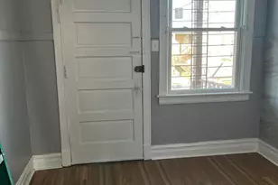 1528 E 72nd St, Chicago, IL 60619 - Photo 8