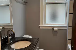 1528 E 72nd St, Chicago, IL 60619 - Photo 4