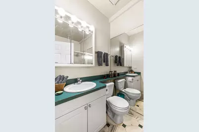 1927 W Ohio Street, Chicago, IL 60622 - Photo 14