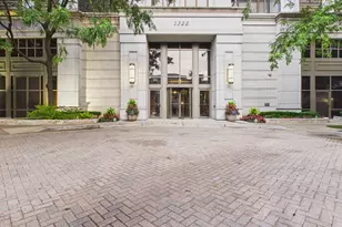 1322 S Prairie Ave, Chicago, IL 60605 - Photo 1
