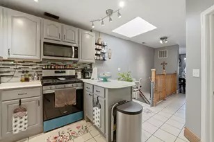 2923 W Diversey Ave, Chicago, IL 60647 - Photo 12