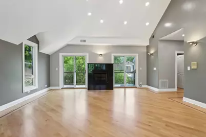 6857 N Knox Avenue, Lincolnwood, IL 60712 - Photo 28