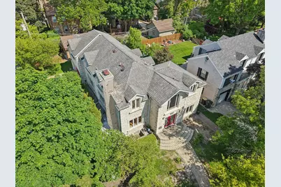 6857 N Knox Avenue, Lincolnwood, IL 60712 - Photo 1