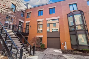 1445 N Cleveland Ave, Chicago, IL 60610 - Photo 1