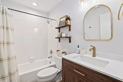 1445 N Cleveland Avenue #E, Chicago, IL 60610 - Photo 26