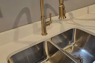 [Address not provided], Chicago, IL 60617 - Photo 8