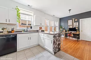 3429 W Shakespeare Ave, Chicago, IL 60647 - Photo 8