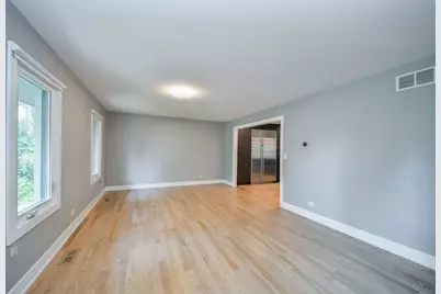 35 Americana Court, Roselle, IL 60172 - Photo 4