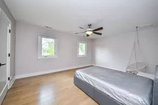 35 Americana Ct, Roselle, IL 60172 - Photo 16