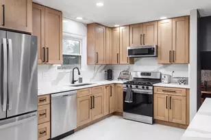 207 Diana St, Shorewood, IL 60404 - Photo 4