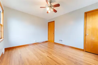 2513 S 18th Avenue, Broadview, IL 60155 - Photo 14