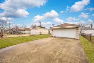 2513 S 18th Ave, Broadview, IL 60155 - Photo 16