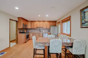 9714 Kedvale Ave, Skokie, IL 60076 - Photo 8