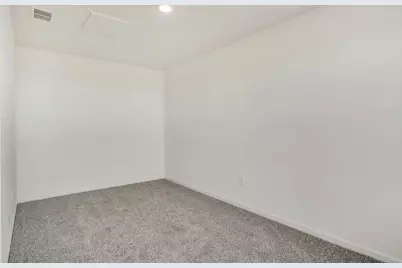 440 Lakeshore Court, Saint Charles, IL 60174 - Photo 12