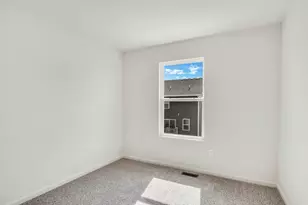 440 Lakeshore Ct, Saint Charles, IL 60174 - Photo 14