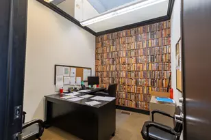 827 N Milwaukee Ave, Chicago, IL 60642 - Photo 6