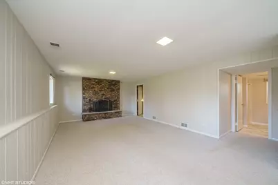 16W700 Fern Street, Willowbrook, IL 60527 - Photo 12