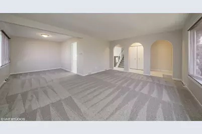 16W700 Fern Street, Willowbrook, IL 60527 - Photo 6