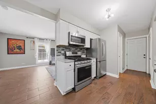 805 Wellington Ave, Elk Grove Village, IL 60007 - Photo 6