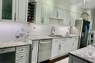 1057 Carpenter Ct, Elk Grove Village, IL 60007 - Photo 4