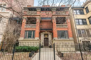 629 W Sheridan Rd, Chicago, IL 60613 - Photo 1