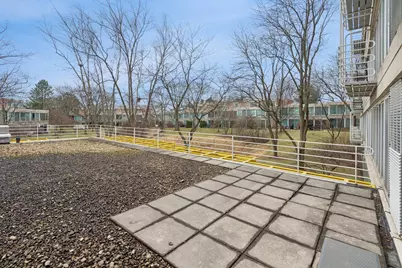 2555 Gross Point Road #101, Evanston, IL 60201 - Photo 12