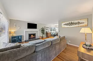 151 E Rd, Glen Ellyn, IL 60137 - Photo 2