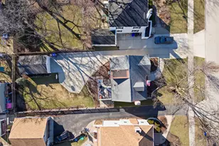 151 E Rd, Glen Ellyn, IL 60137 - Photo 28