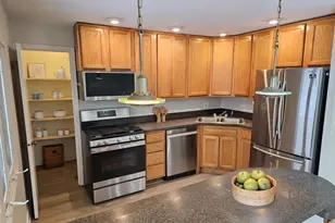 1550 Sandpebble Dr, Wheeling, IL 60090 - Photo 4