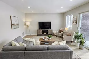 1550 Sandpebble Dr, Wheeling, IL 60090 - Photo 6