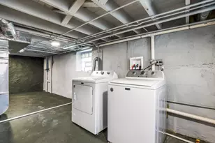 511 Emmett St, Joliet, IL 60436 - Photo 16