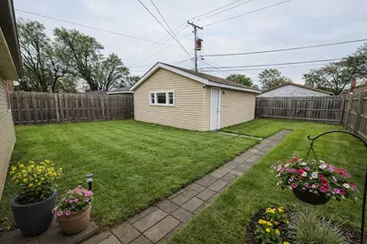 14521 Kenwood Avenue, Dolton, IL 60419 - Photo 14