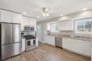 3443 3rd Street B St, East Moline, IL 61244 - Photo 4