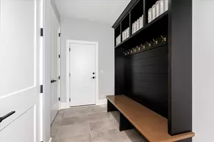 964 S Hillside Ave, Elmhurst, IL 60126 - Photo 24