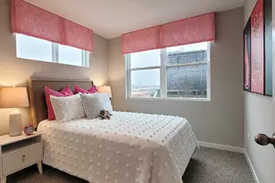 2220 Lake Shore Dr, Schaumburg, IL 60173 - Photo 16