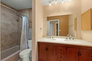 706 Crest Ln, Lisle, IL 60532 - Photo 18