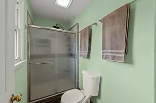 706 Crest Ln, Lisle, IL 60532 - Photo 14