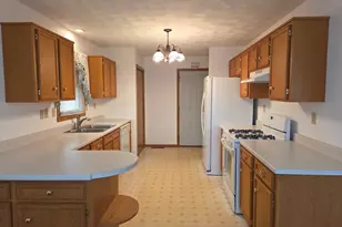 5836 Longest Dr, South Beloit, IL 61080 - Photo 14