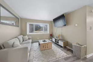 [Address not provided], Oak Park, IL 60304 - Photo 2