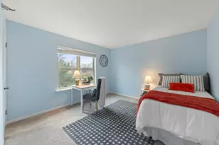 208 Glengarry Dr, Bloomingdale, IL 60108 - Photo 12