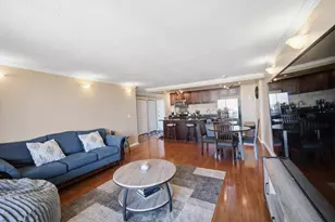 2200 S Stewart Ave, Lombard, IL 60148 - Photo 4