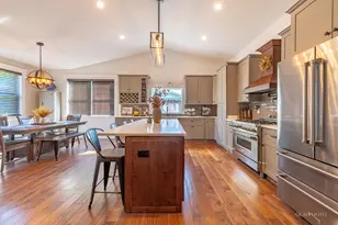 249 Easy St, Lake Holiday, IL 60552 - Photo 10