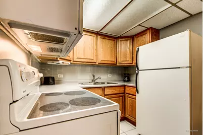 940 Holbrook Road #33B, Homewood, IL 60430 - Photo 16