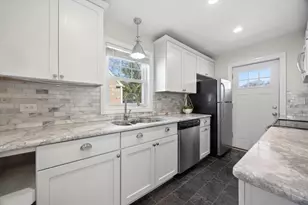 625 9th Ave, La Grange, IL 60525 - Photo 4