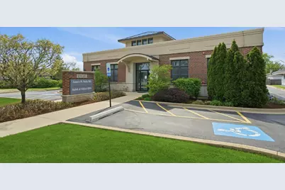 828 N Cass Avenue #1B, Westmont, IL 60559 - Photo 1