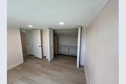 709 E Livingston Street, Streator, IL 61364 - Photo 16